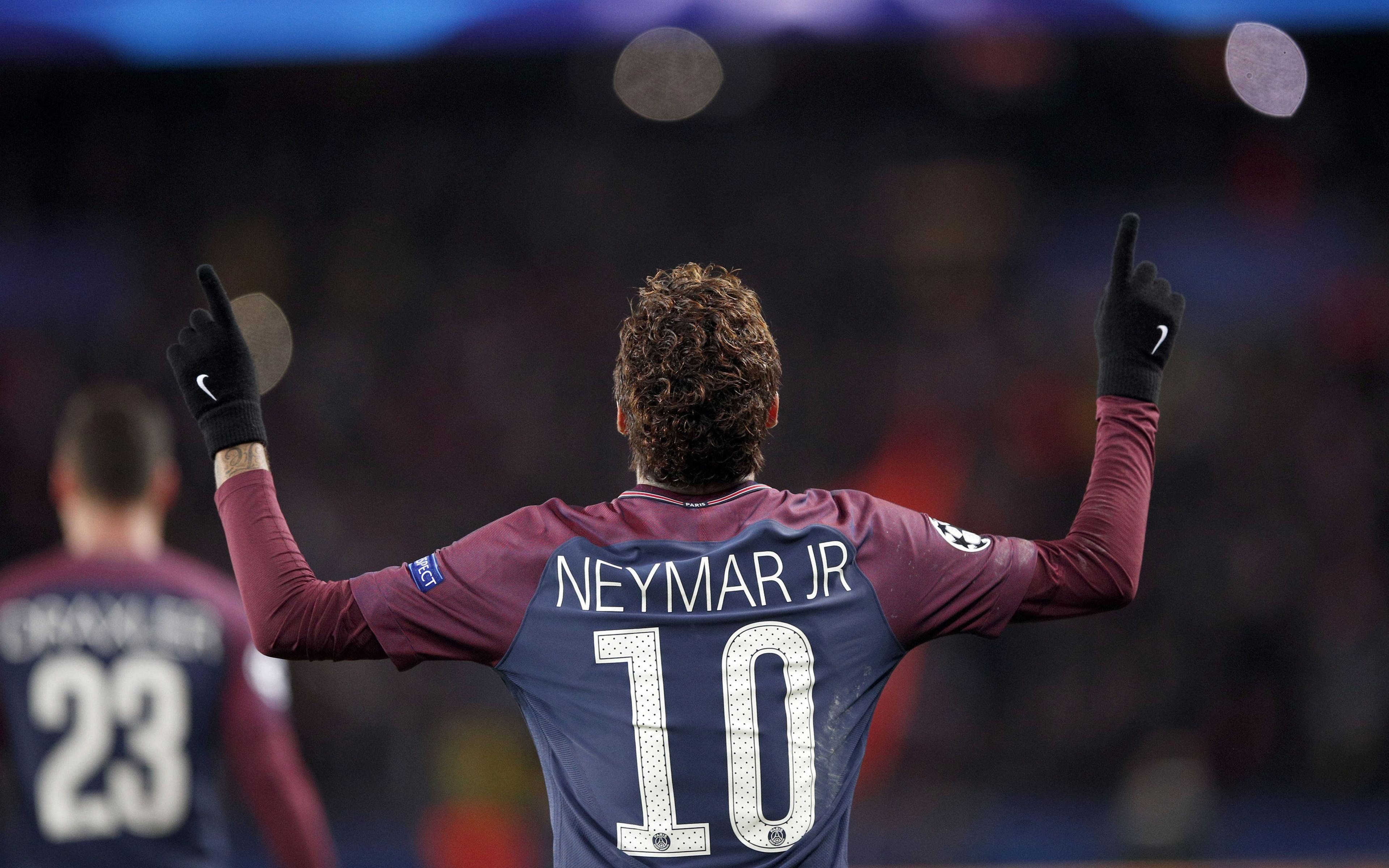 Neymar trổ tài dự đoán nhà vô địch Anh  CHUYÊN TRANG THỂ THAO