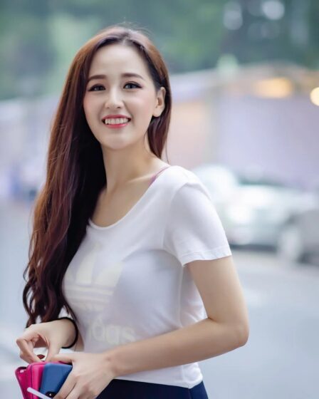 Ảnh gái xinh răng khểnh Việt Nam - Hoa hậu Mai Phương Thúy