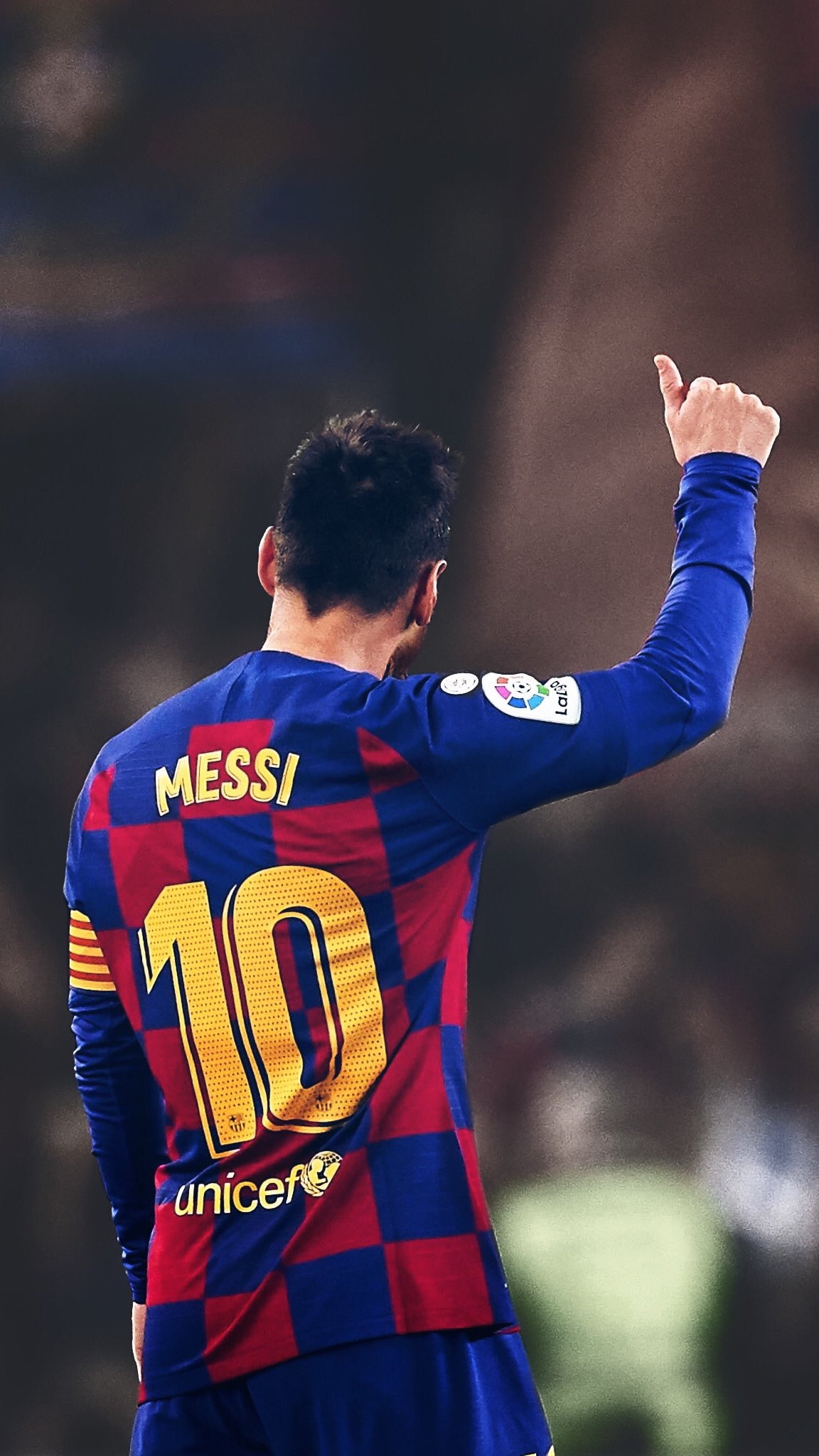 Barcelona - một điểm đến không thể bỏ qua đối với các fan của Lionel Messi. Hãy trang trí điện thoại của bạn với những hình nền Messi Barcelona đẹp và đầy yêu thương.