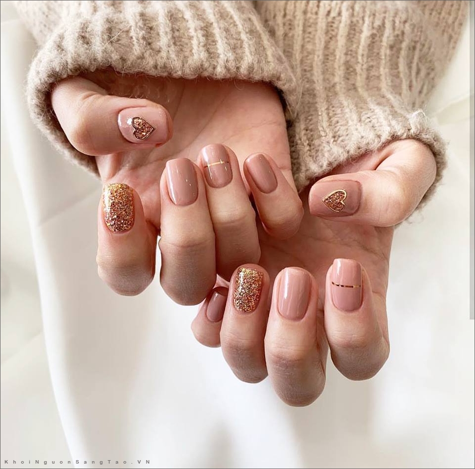11 mẫu nail cute xỉu lên tay xinh hết nấc mà vẫn nhẹ nhàng để diện đi học   Nail swag Cắt tỉa móng Nghệ thuật móng tay